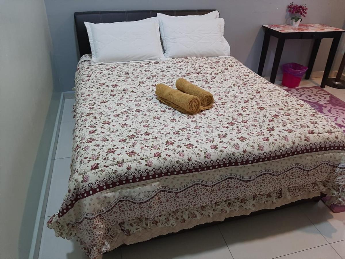 Twin Castle Homestay Kuala Pilah Extérieur photo