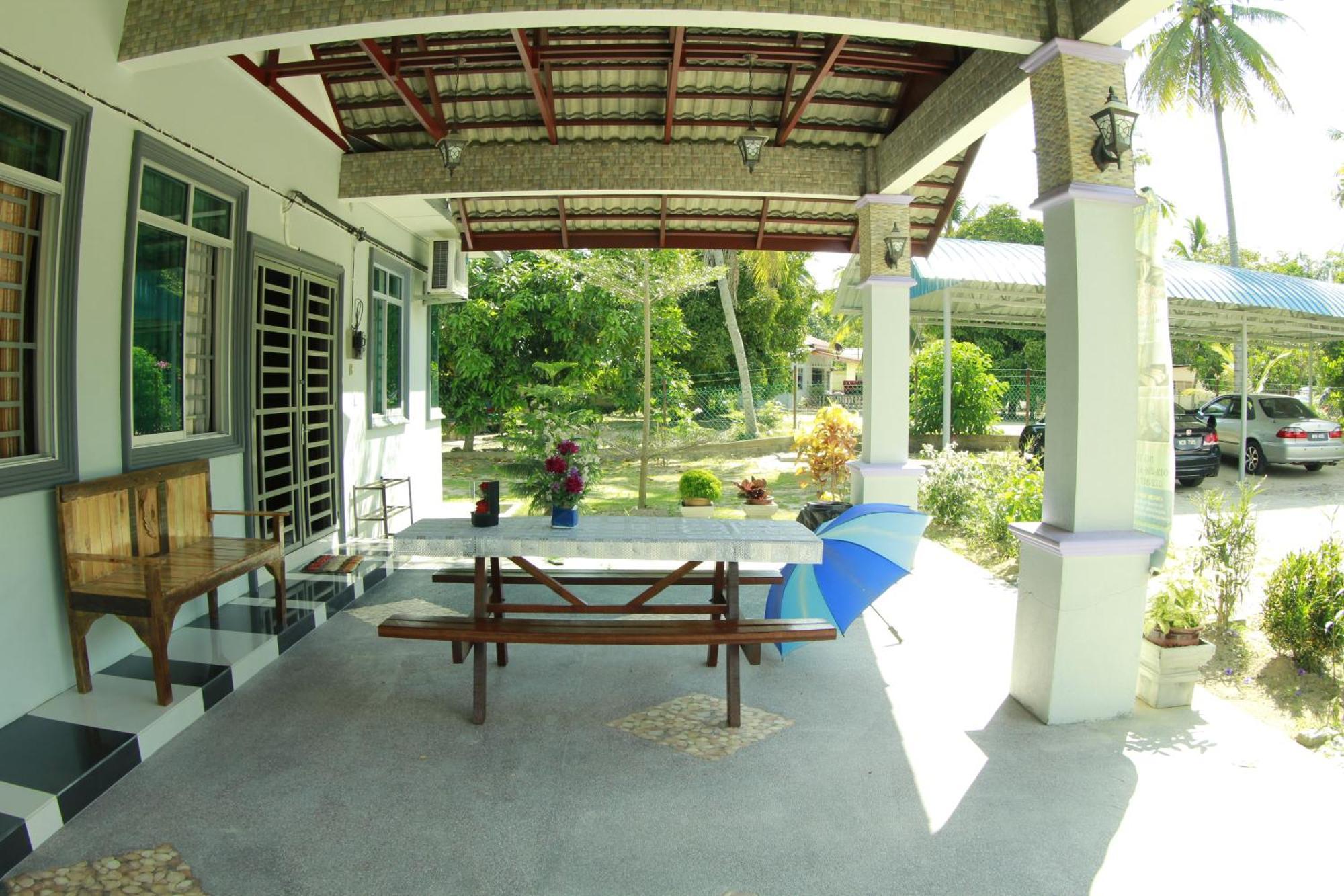 Twin Castle Homestay Kuala Pilah Extérieur photo