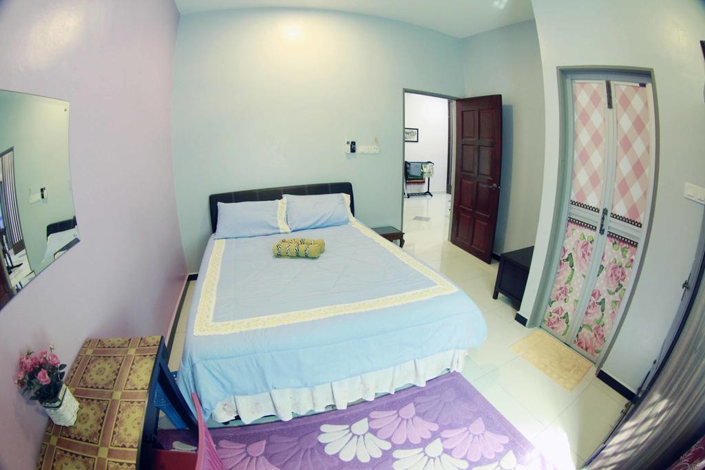 Twin Castle Homestay Kuala Pilah Extérieur photo