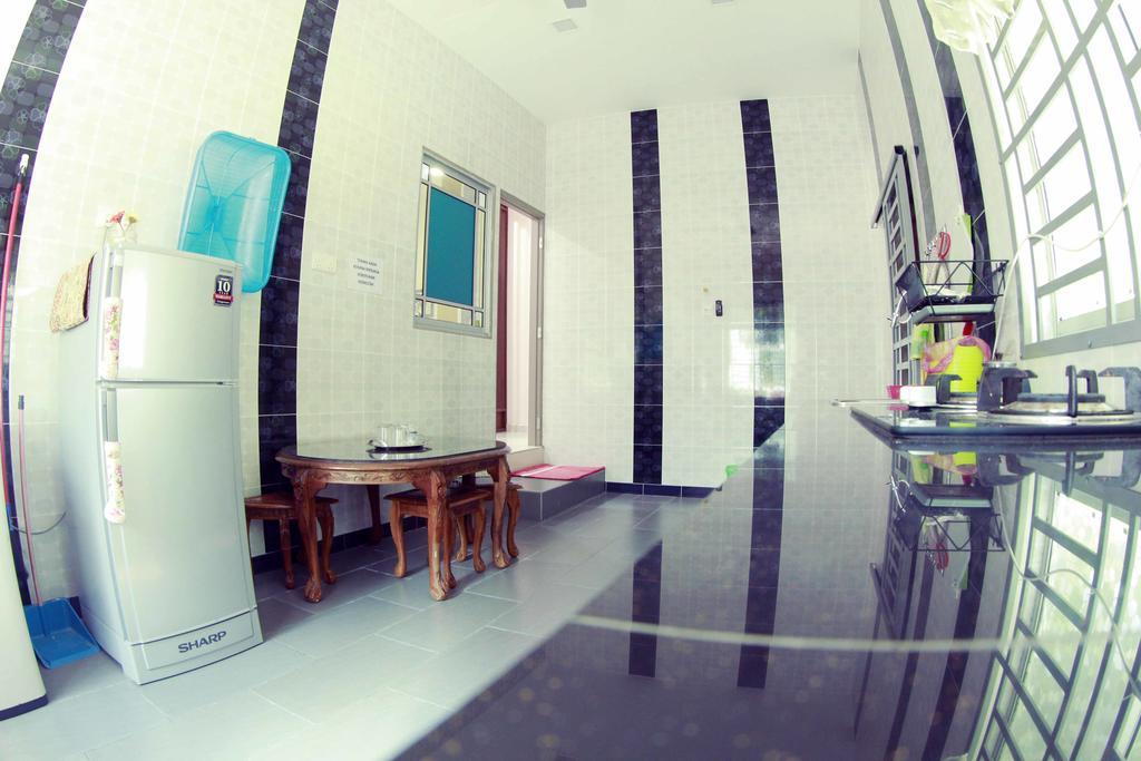 Twin Castle Homestay Kuala Pilah Extérieur photo